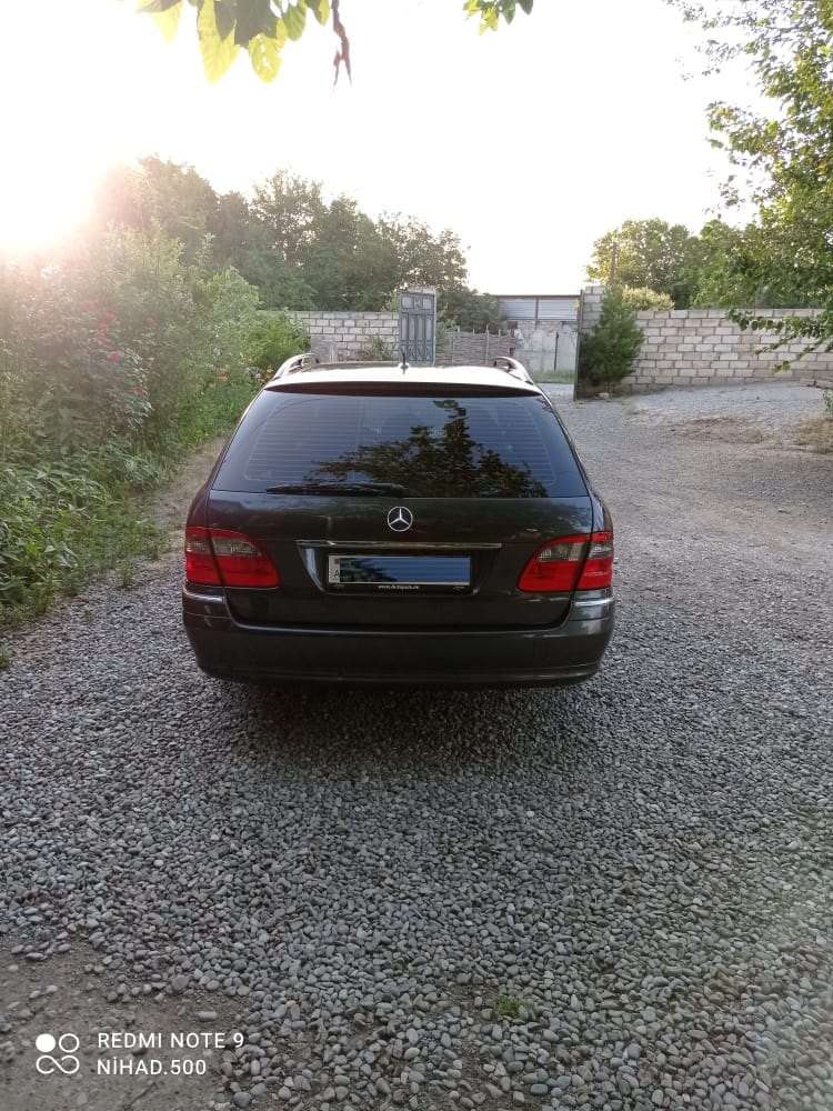 Mercedes E 240, 2008 il, 2.6 L, 25 358 km