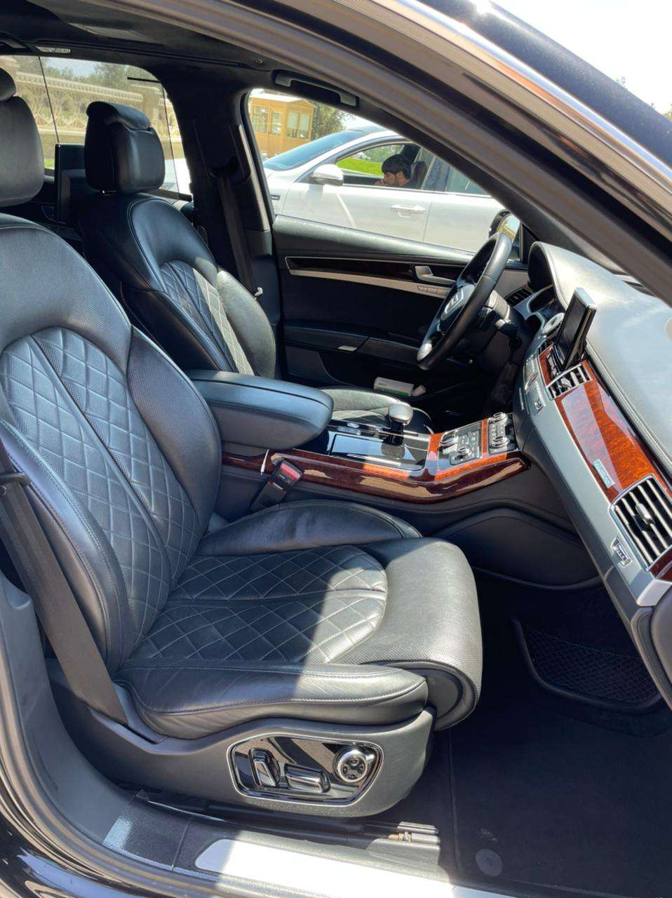 Audi A8, 2013 il, 4.0 L, 124 000 km