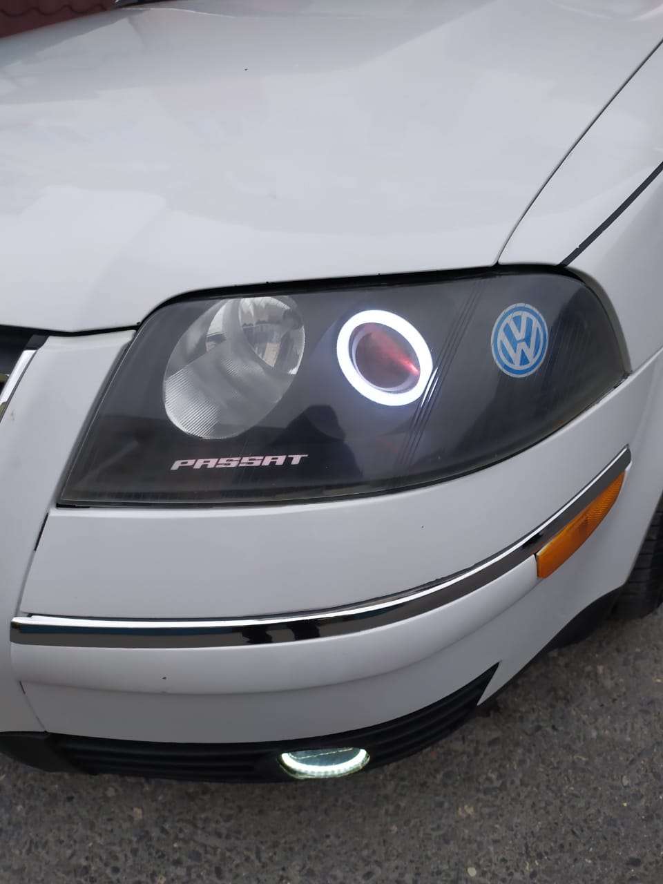 Volkswagen Passat, 2003 il, 1.8 L, 260 000 km