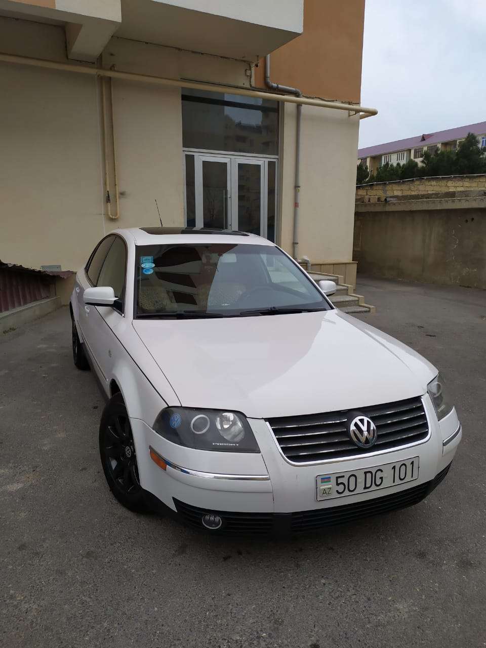 Volkswagen Passat, 2003 il, 1.8 L, 260 000 km