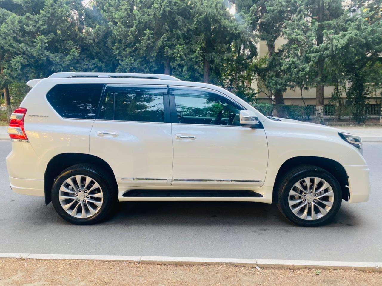 Toyota Land Cruiser, 2012 il, 4.0 L, 142 000 km