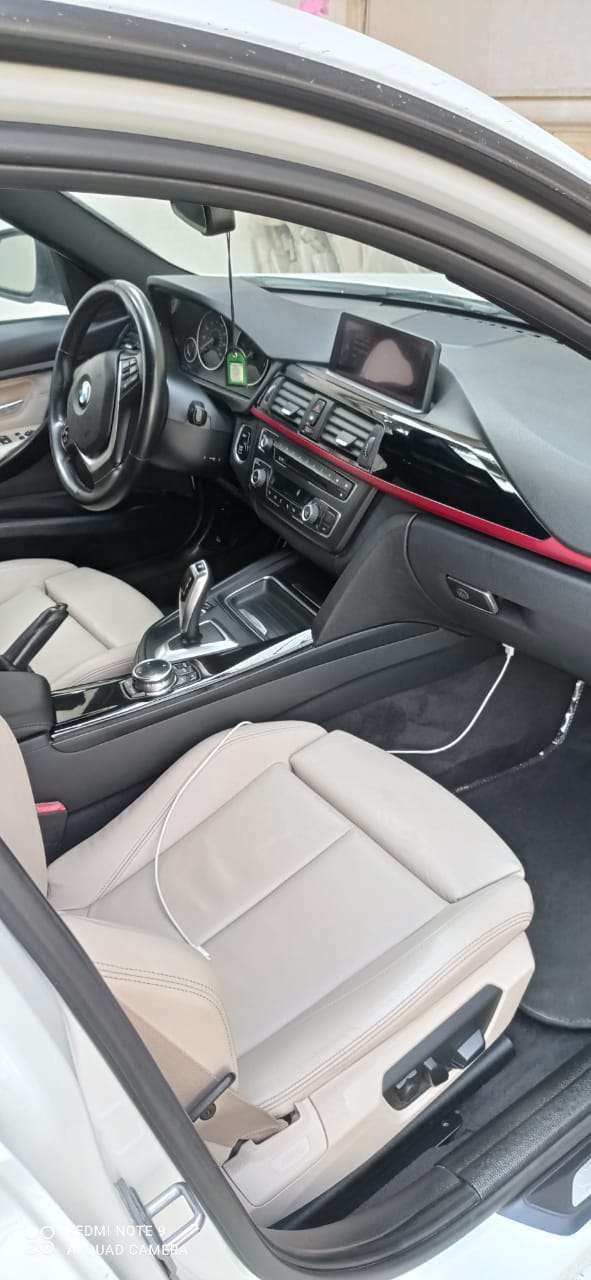BMW 328, 2014 il, 2.0 L, 110 000 km