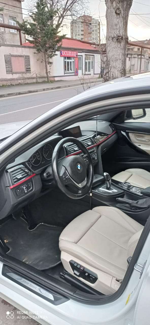 BMW 328, 2014 il, 2.0 L, 110 000 km