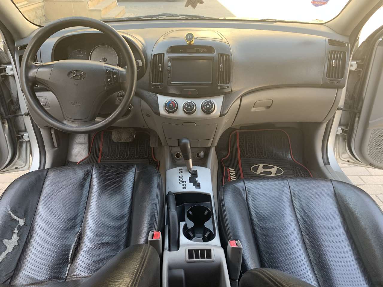 Hyundai Elantra, 2007 il, 1.6 L, 245 000 km