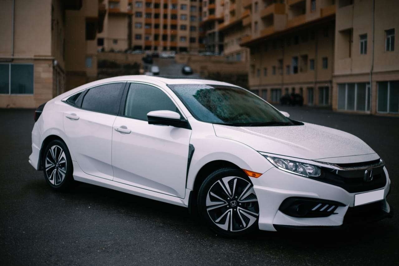 Honda Civic, 2018 il, 1.5 L, 60 000 km
