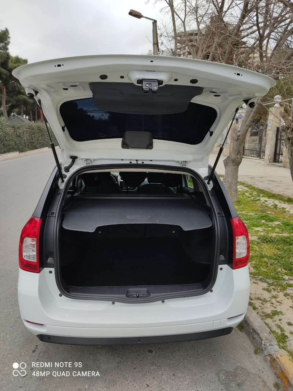 Renault Logan, 2014 il, 1.6 L, 213 000 km