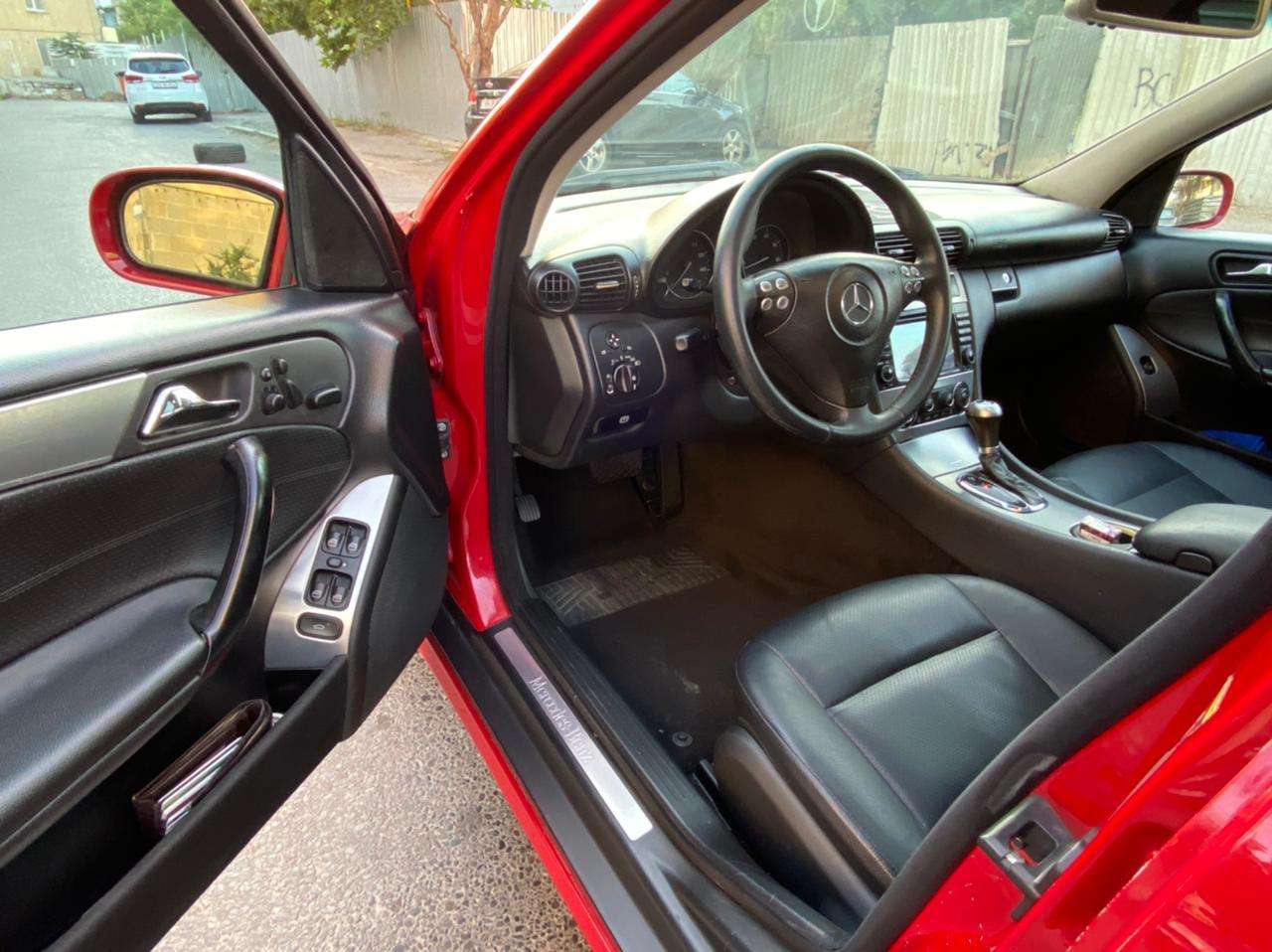 Mercedes C 230, 2004 il, 1.8 L, 254 000 km