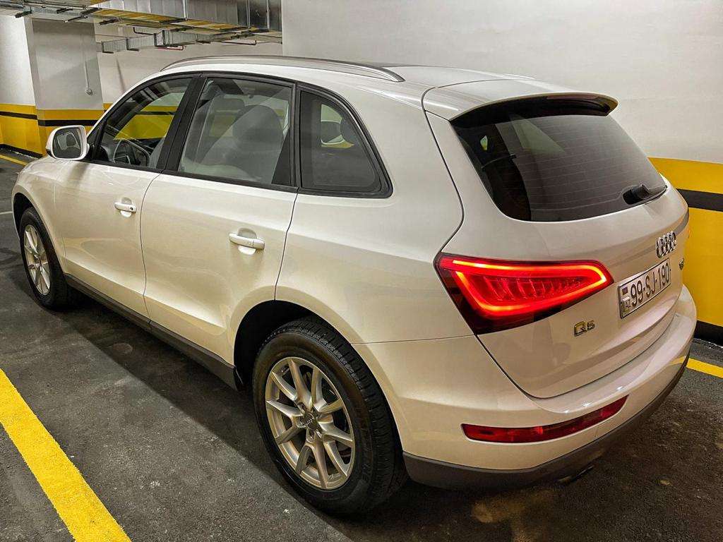 Audi Q5, 2014 il, 2.0 L, 159 000 km