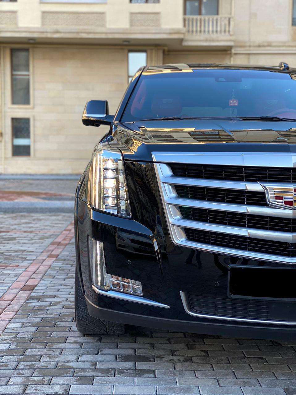 Cadillac Escalade, 2015 il, 6.2 L, 60 000 km