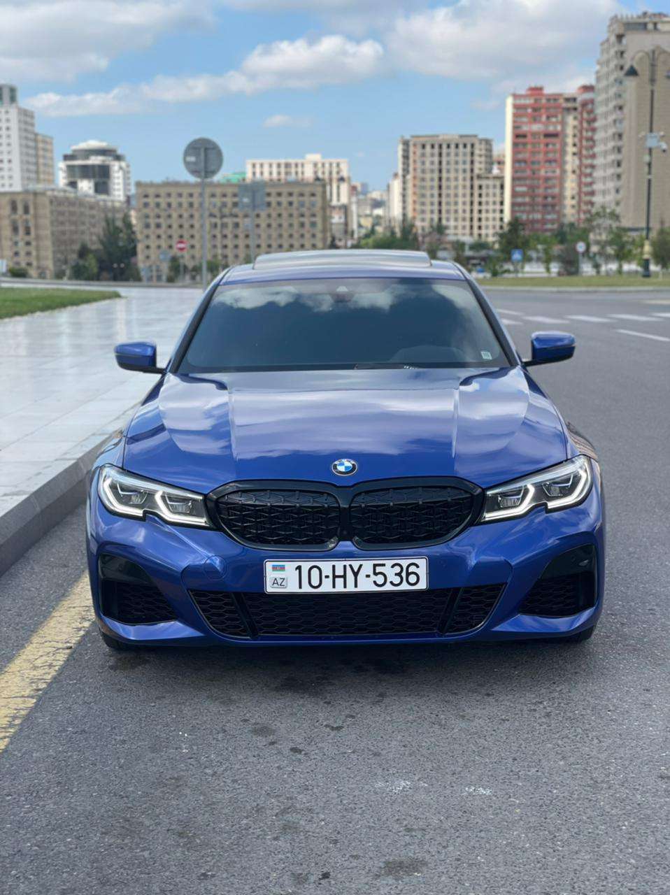 BMW 330, 2019 il, 2.0 L, 9 500 km