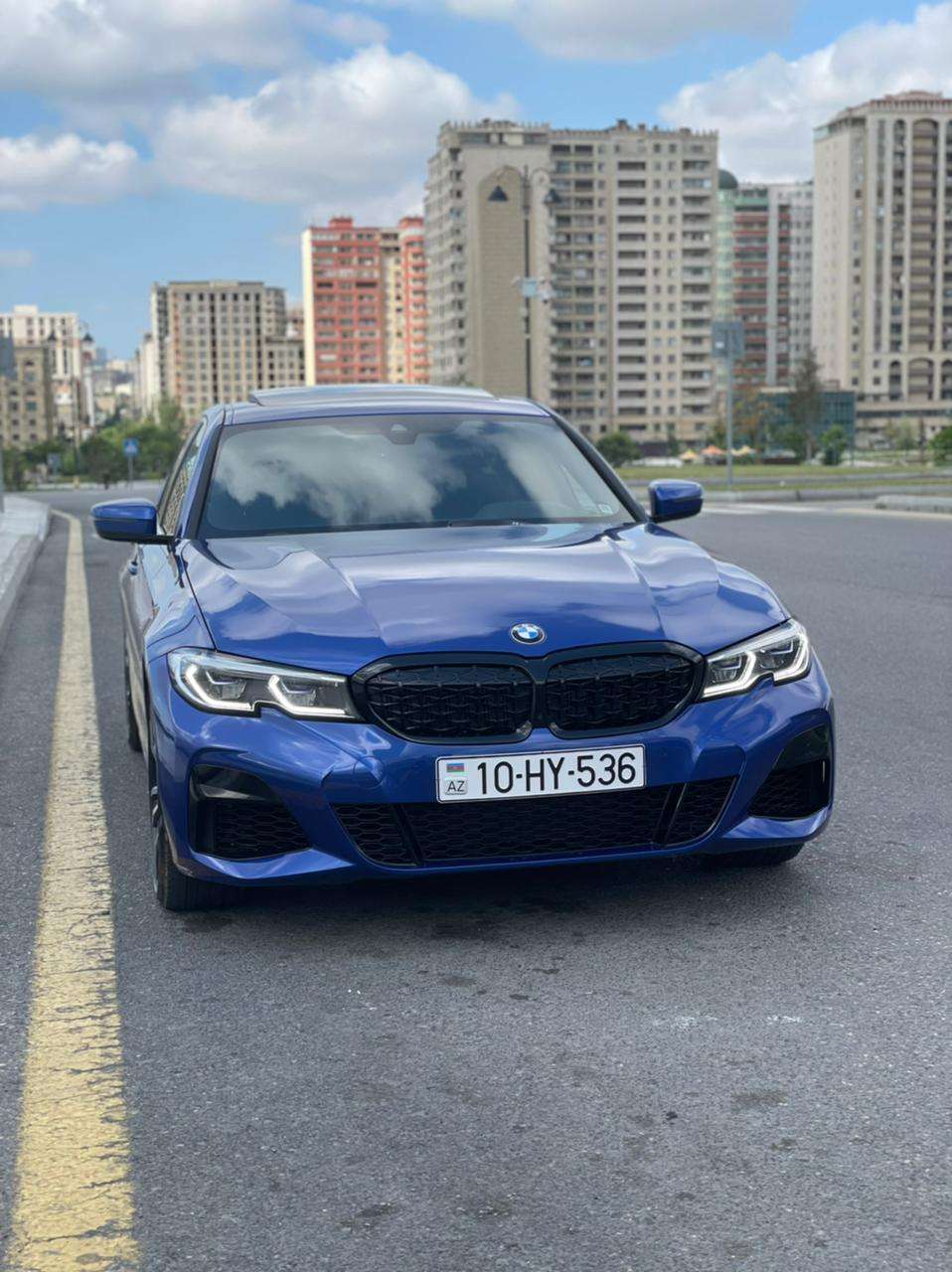 BMW 330, 2019 il, 2.0 L, 9 500 km