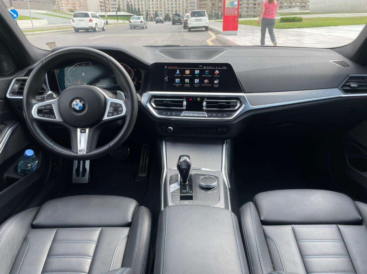 BMW 330, 2019 il, 2.0 L, 9 500 km