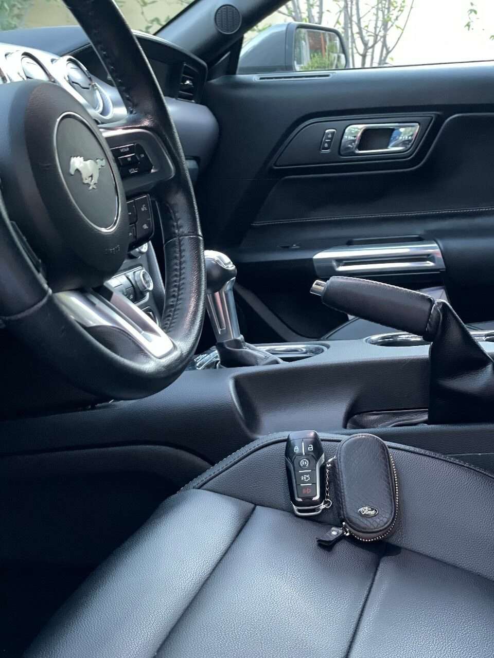 Ford Mustang, 2015 il, 2.3 L, 58 900 km
