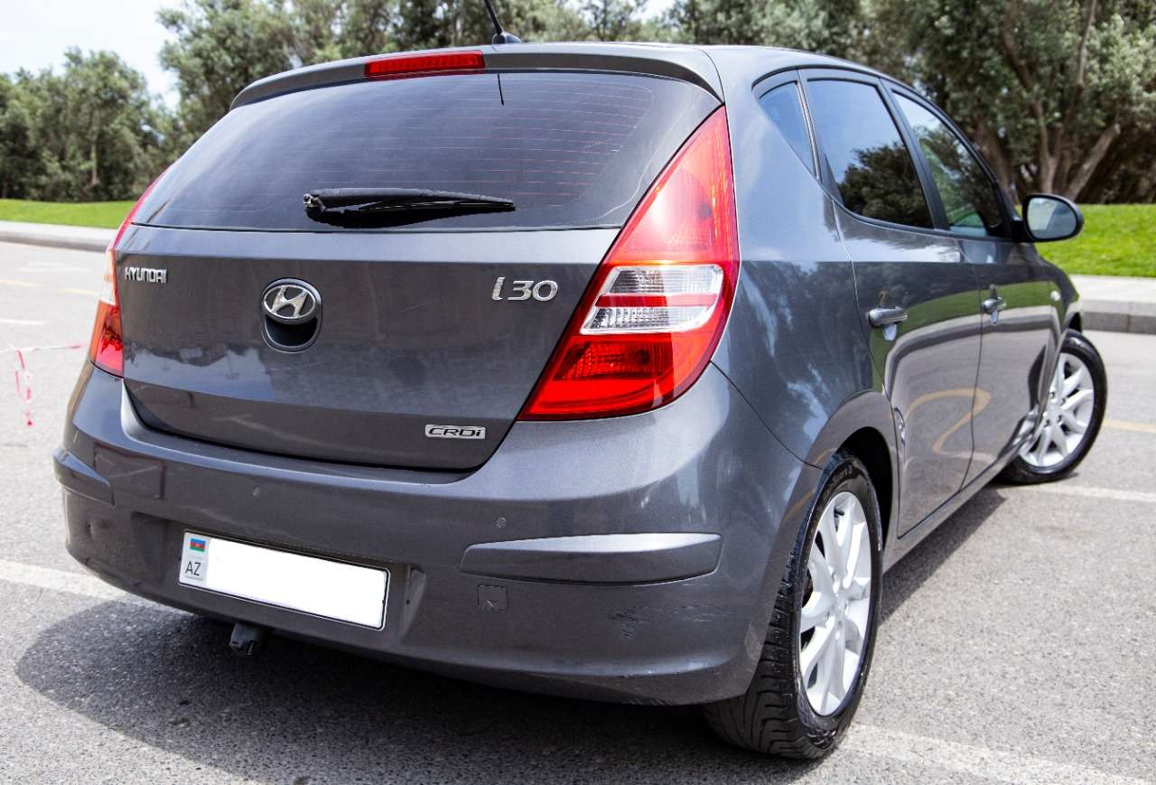 Hyundai i30, 2008 il, 1.6 L, 220 800 km
