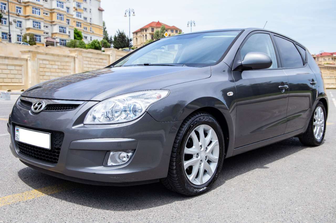 Hyundai i30, 2008 il, 1.6 L, 220 800 km