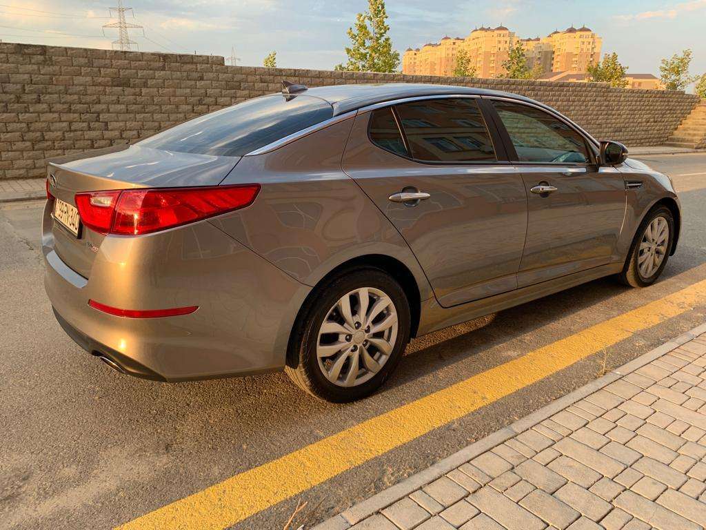 Kia Optima, 2014 il, 2.4 L, 70 000 km