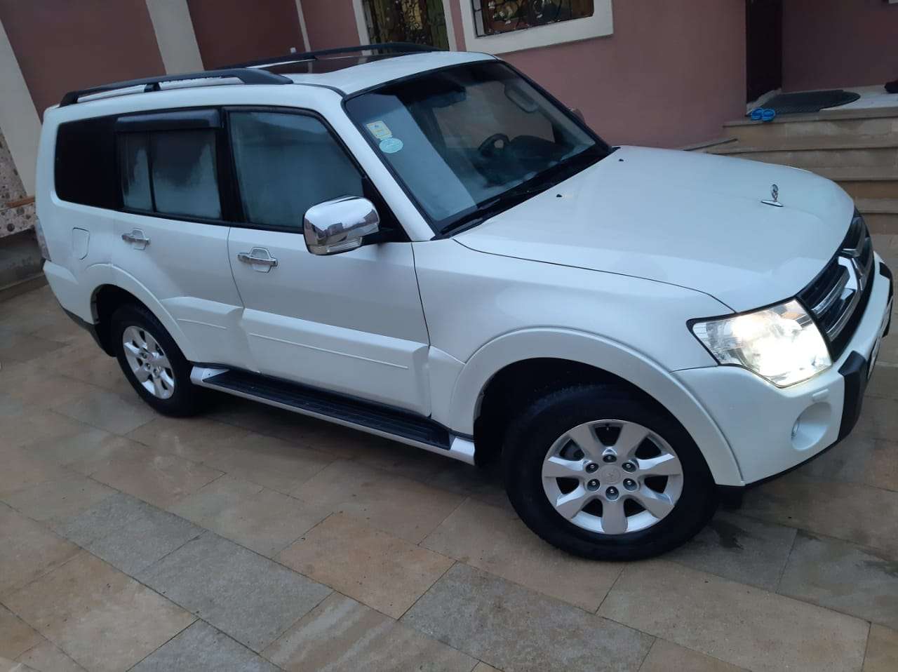 Mitsubishi Pajero, 2008 il, 3.0 L, 215 000 km
