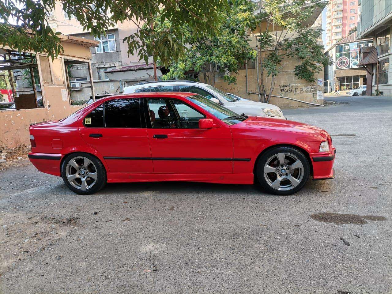 BMW 114, 1992 il, 2.0 L, 223 000 km
