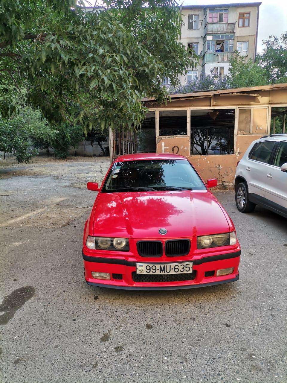 BMW 114, 1992 il, 2.0 L, 223 000 km