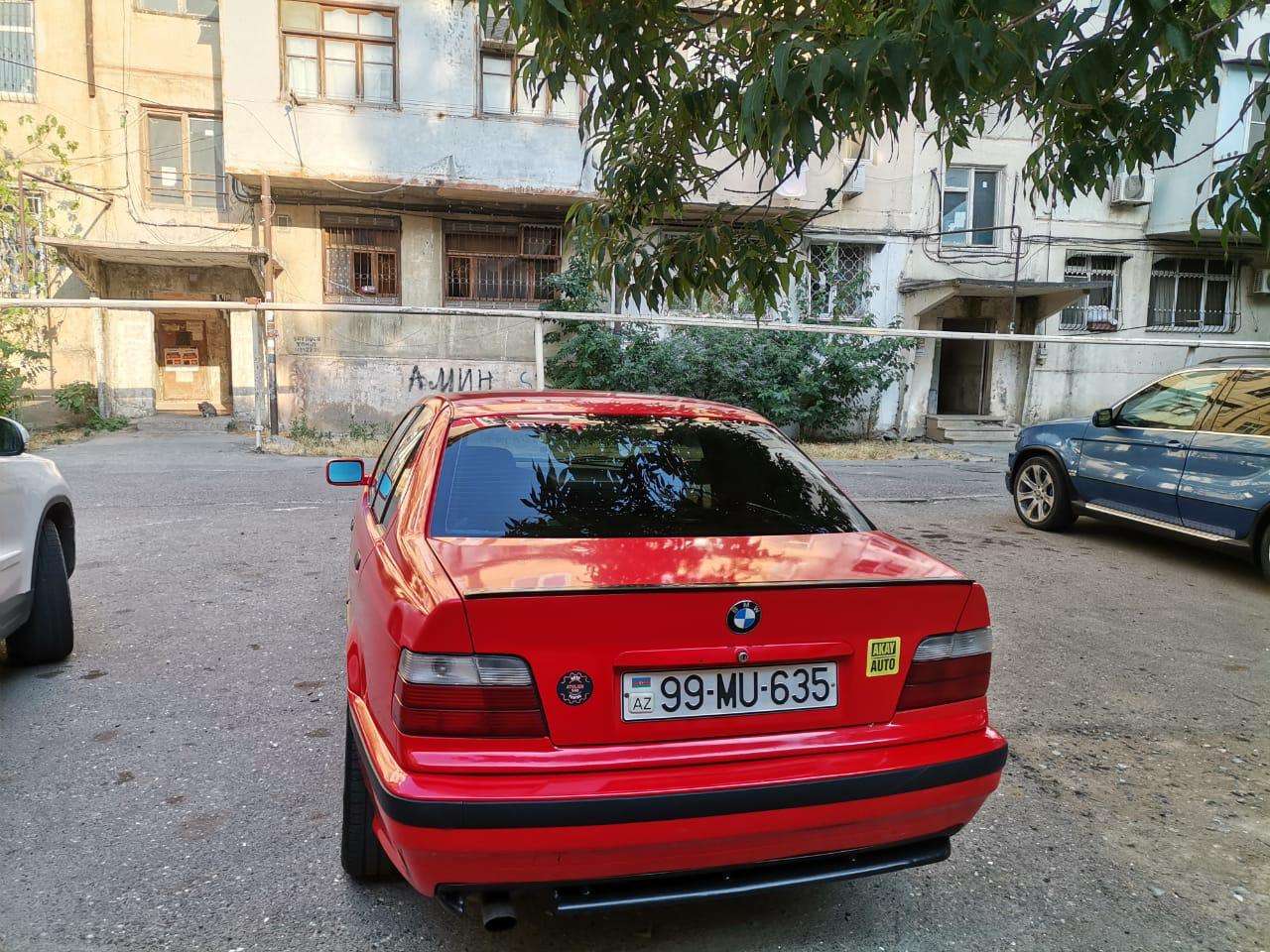 BMW 114, 1992 il, 2.0 L, 223 000 km