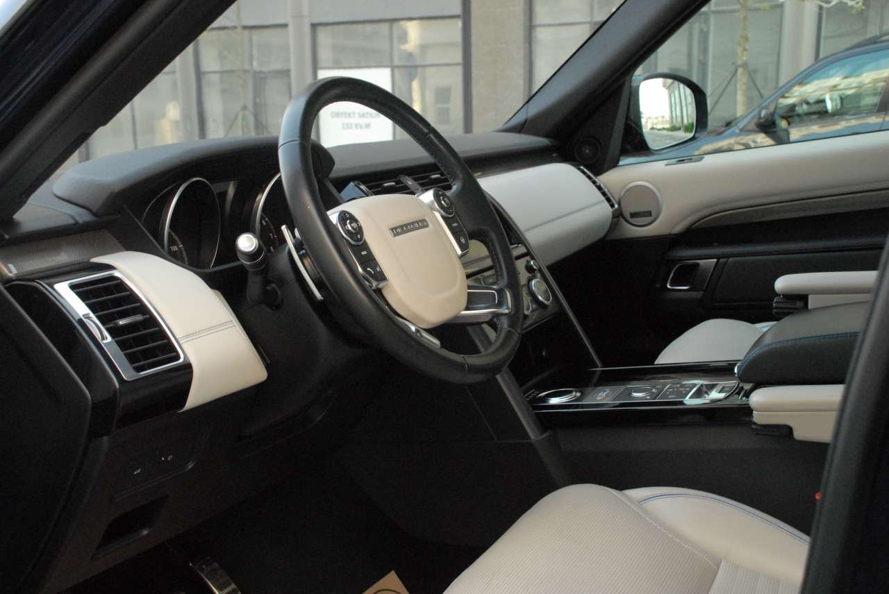 Land Rover Discovery, 2017 il, 3.0 L, 50 000 km
