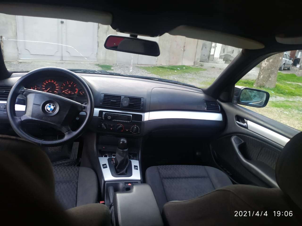 BMW 320, 2000 il, 2.0 L, 364 771 km