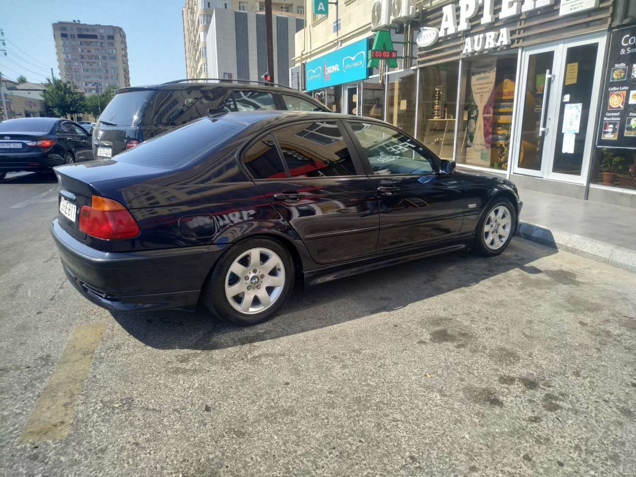 BMW 320, 2000 il, 2.0 L, 364 771 km