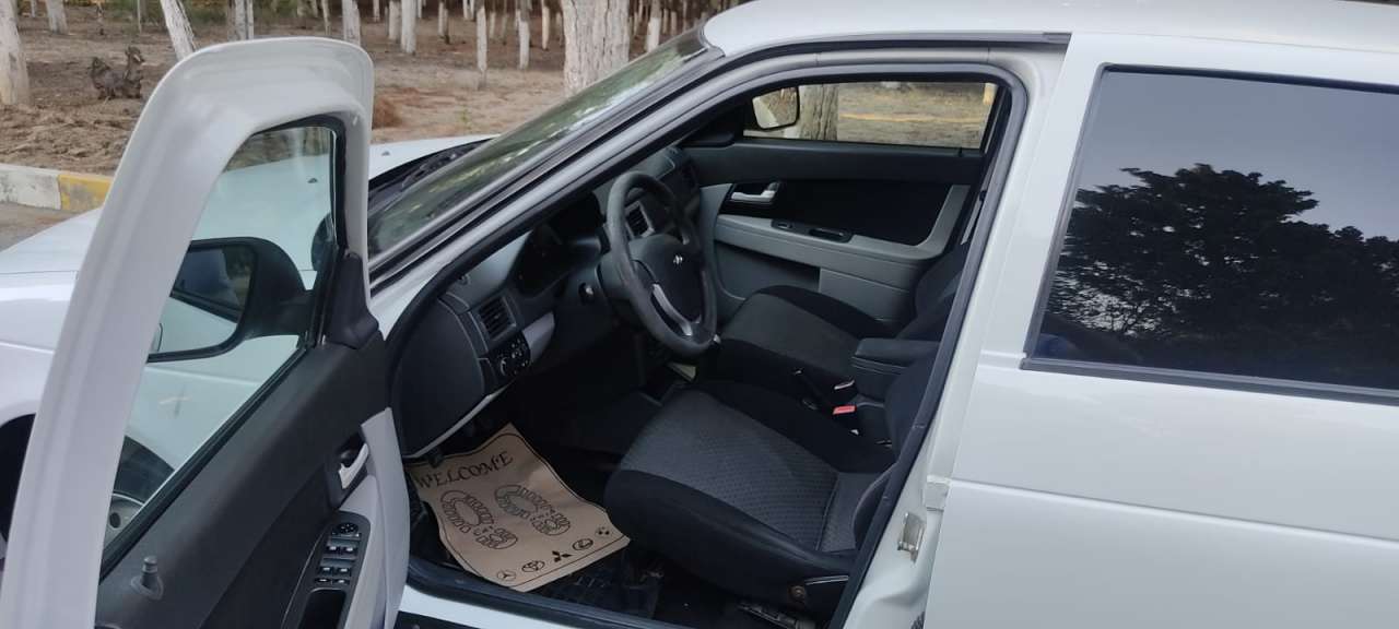 LADA (VAZ) Priora, 2013 il, 1.6 L, 130 080 km