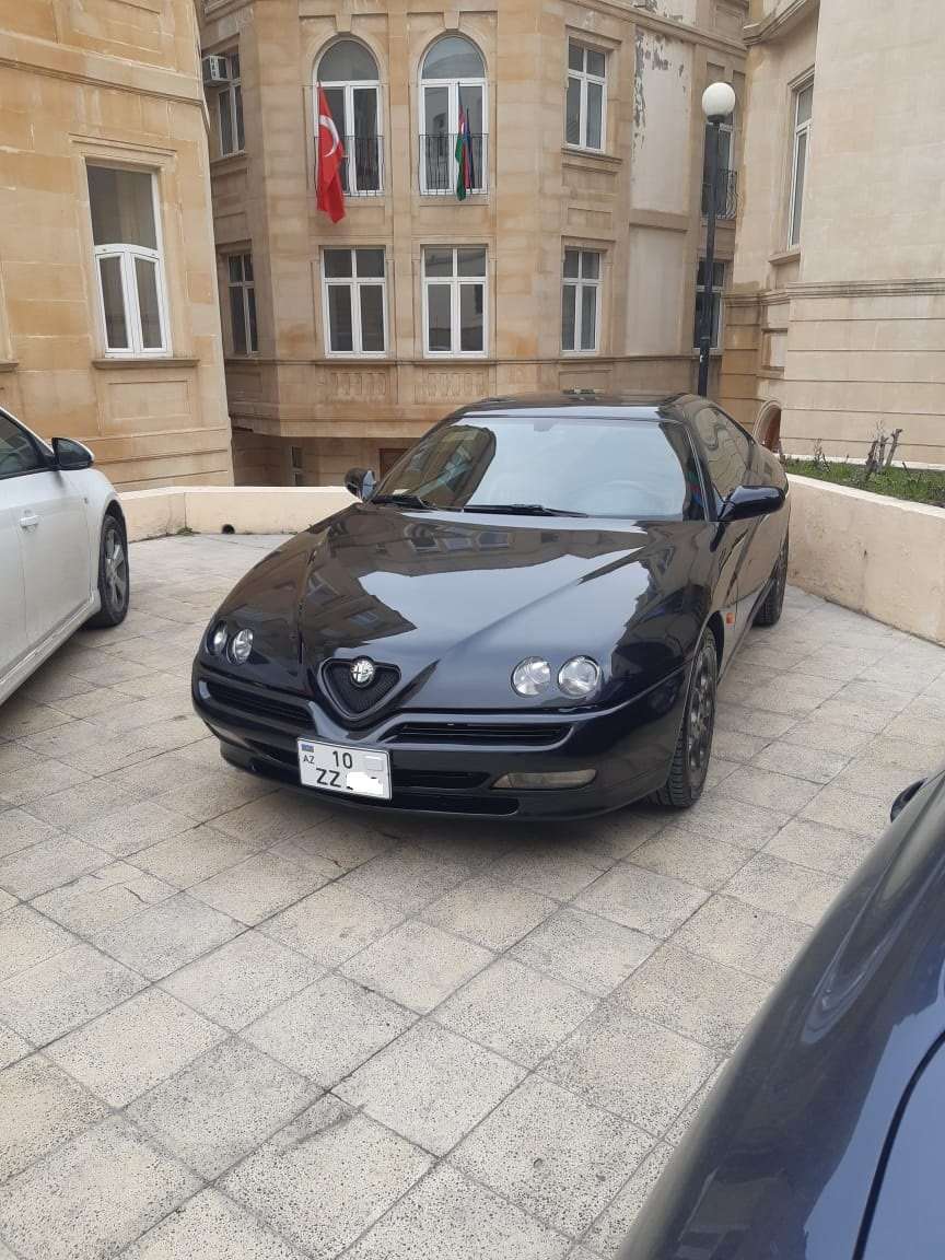 Alfa Romeo GTV 20, 2001 il, 2.0 L, 128 000 km