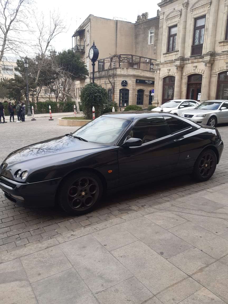 Alfa Romeo GTV 20, 2001 il, 2.0 L, 128 000 km