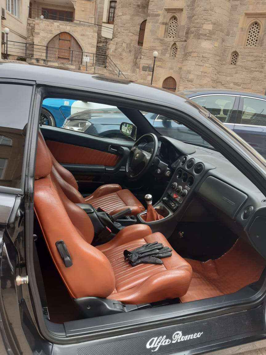 Alfa Romeo GTV 20, 2001 il, 2.0 L, 128 000 km