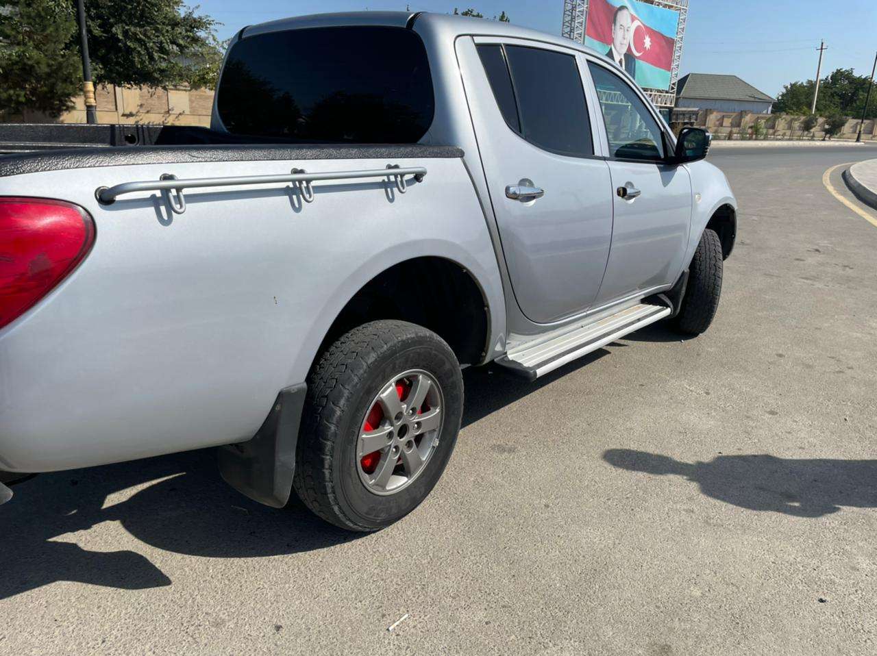 Mitsubishi L200, 2012 il, 2.5 L, 350 000 km