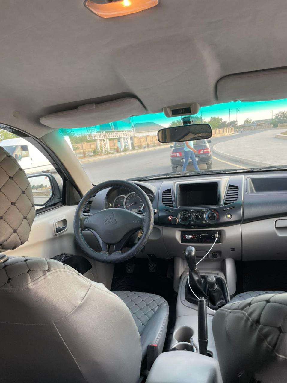 Mitsubishi L200, 2012 il, 2.5 L, 350 000 km