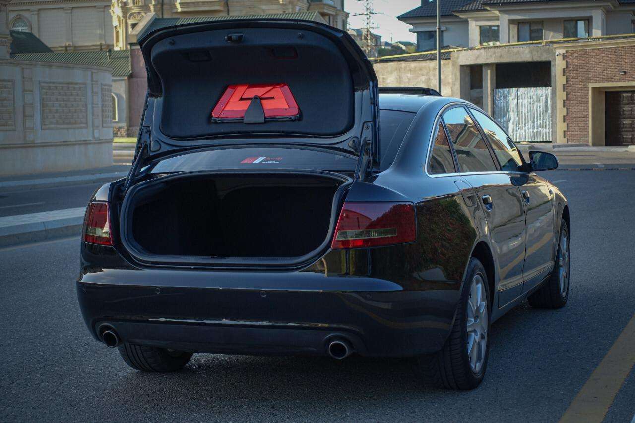 Audi A6, 2008 il, 2.0 L, 296 000 km
