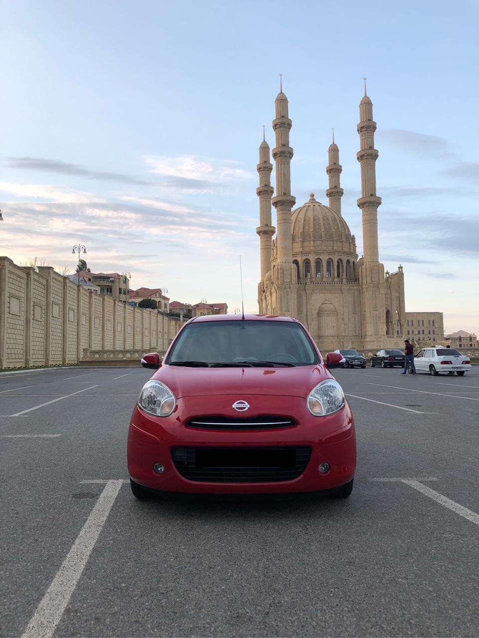 Nissan March, 2011 il, 1.2 L, 62 000 km