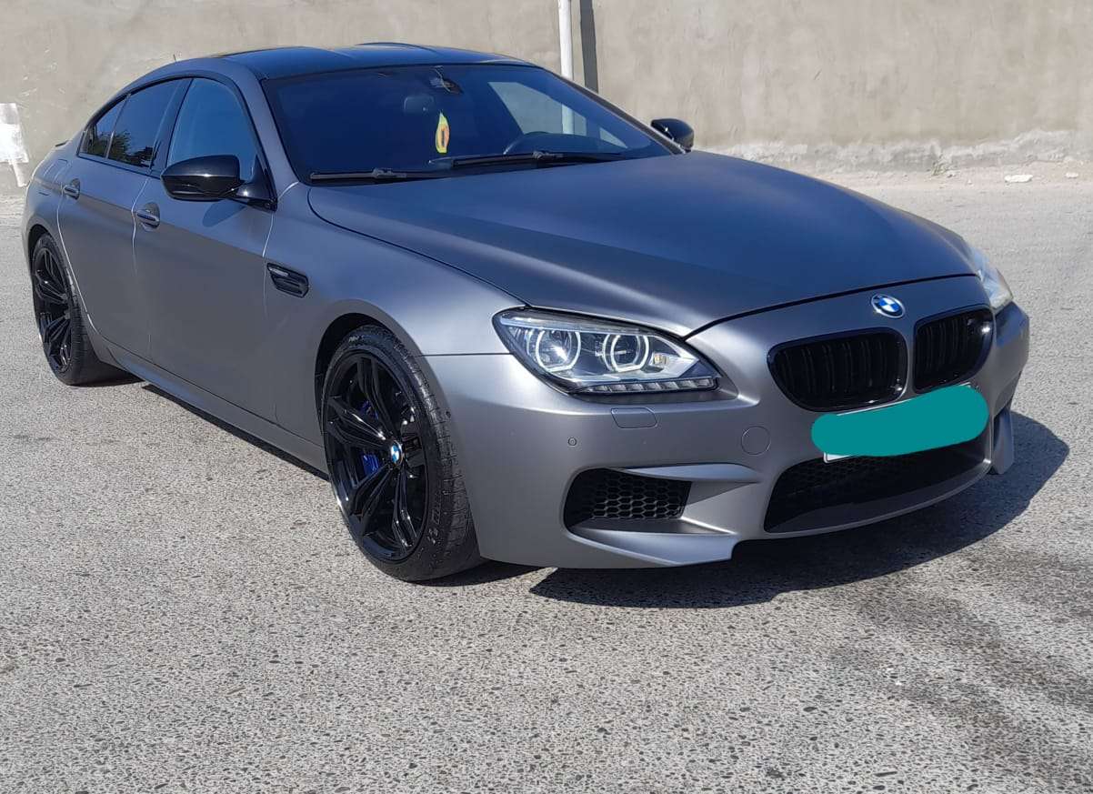 BMW M6, 2013 il, 4.4 L, 80 000 km
