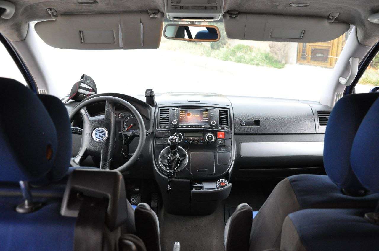 Volkswagen Multivan, 2003 il, 2.5 L, 290 000 km