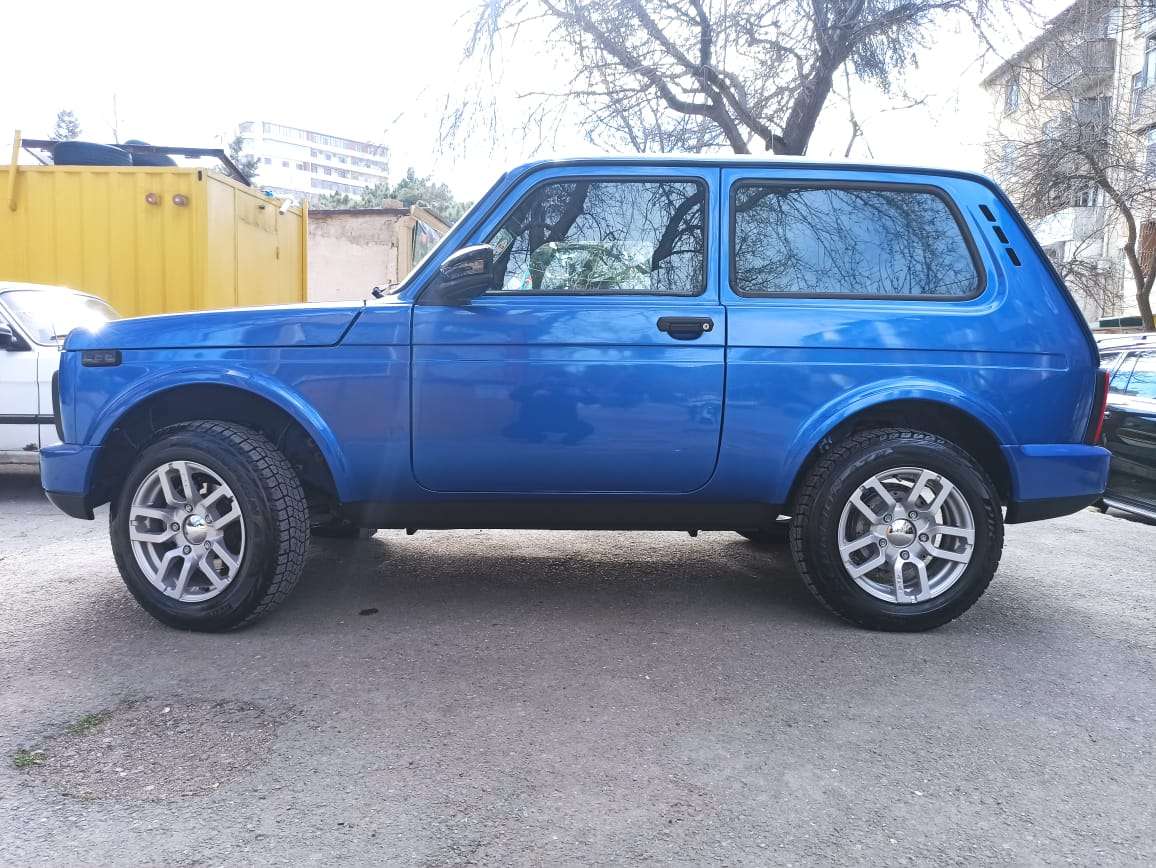 LADA (VAZ) Niva, 2018 il, 1.7 L, 36 000 km