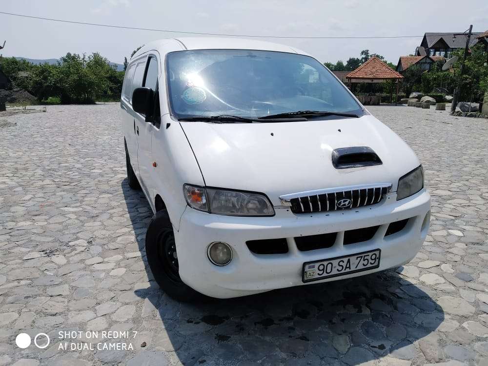 Hyundai H-1, 2005 il, 2.5 L, 300 000 km