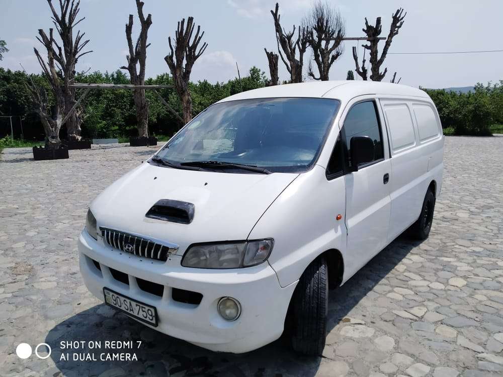 Hyundai H-1, 2005 il, 2.5 L, 300 000 km