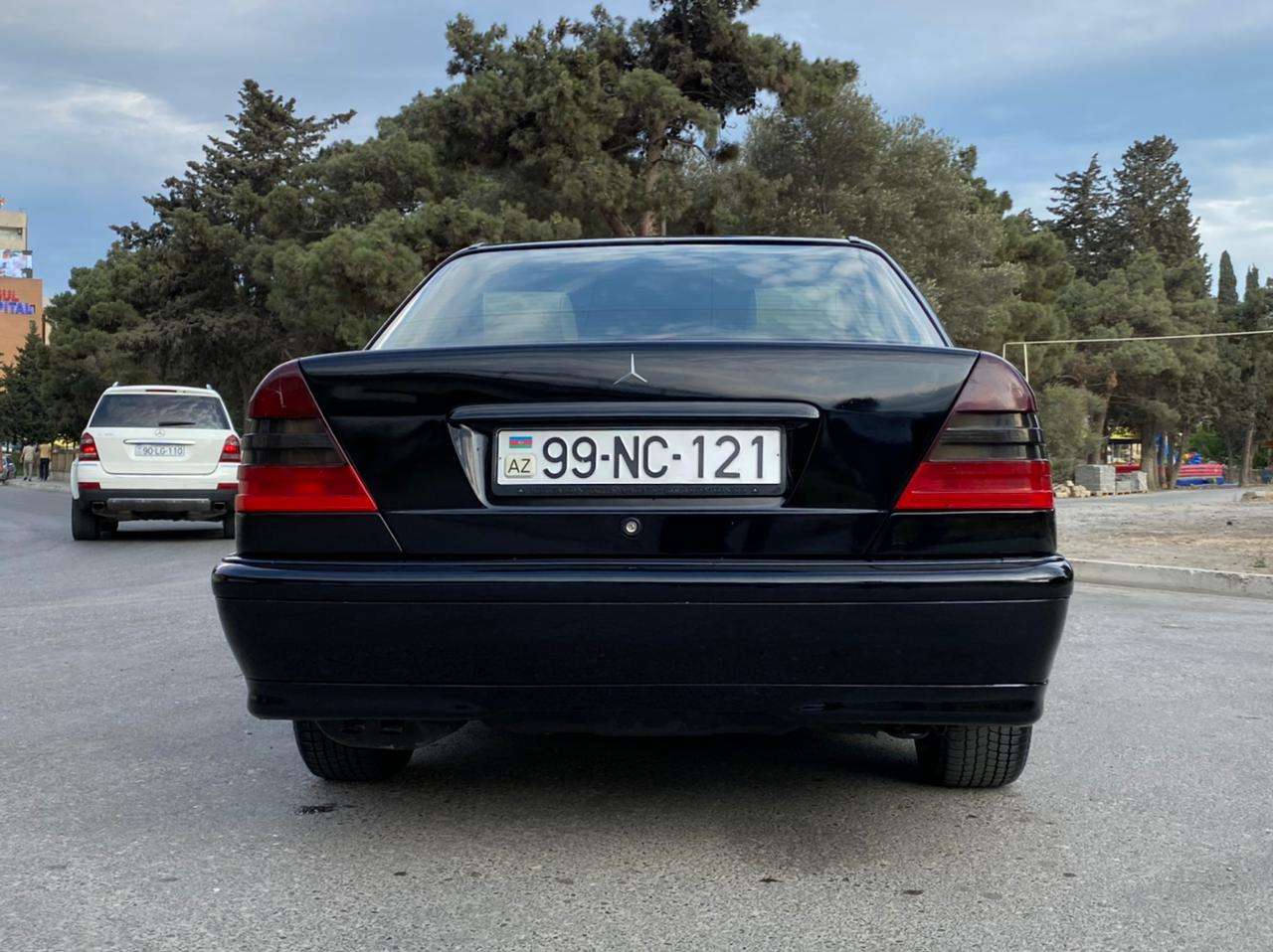 Mercedes C 200, 1998 il, 2.0 L, 348 000 km