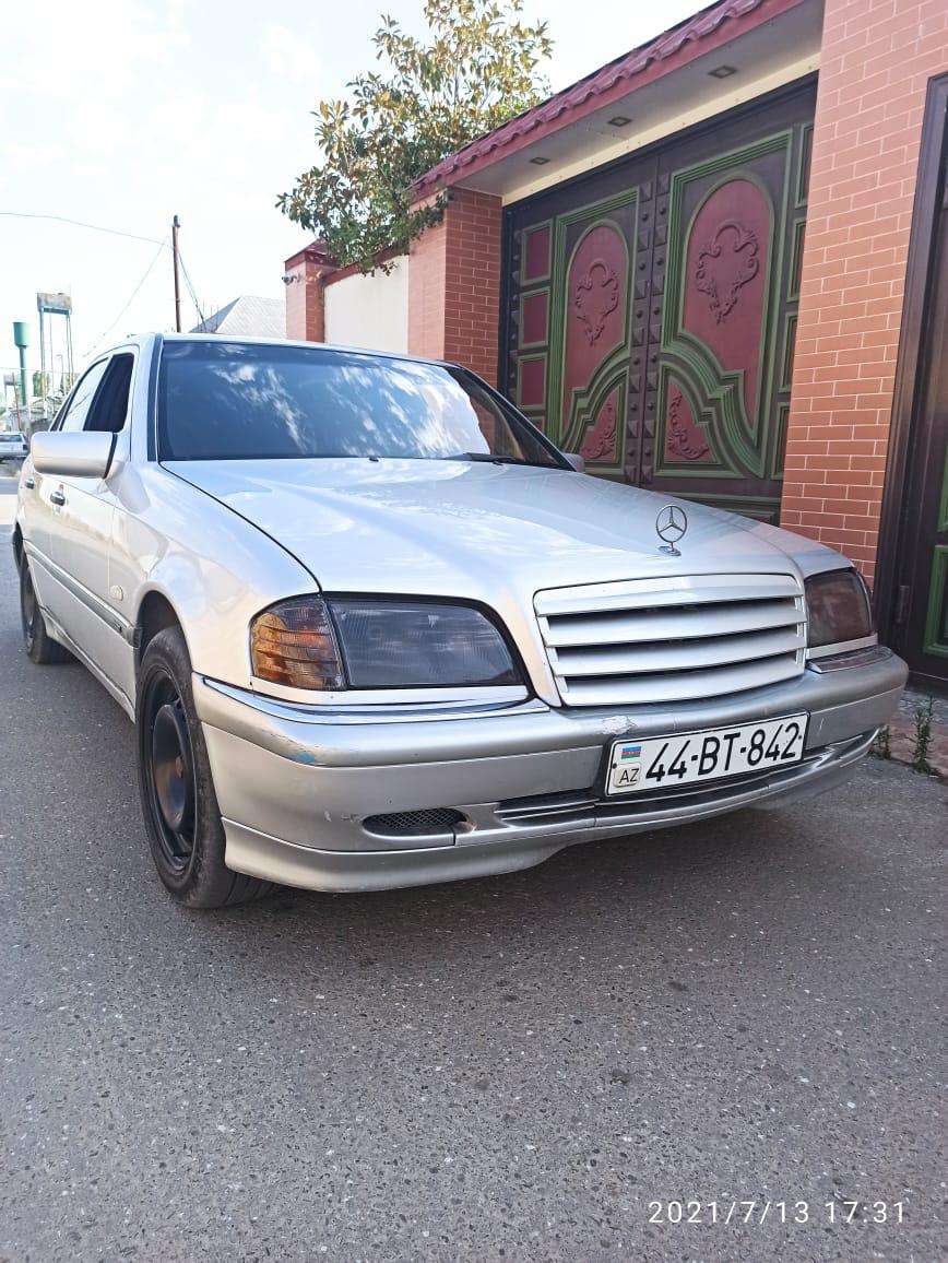 Mercedes C 180, 1997 il, 1.8 L, 391 000 km