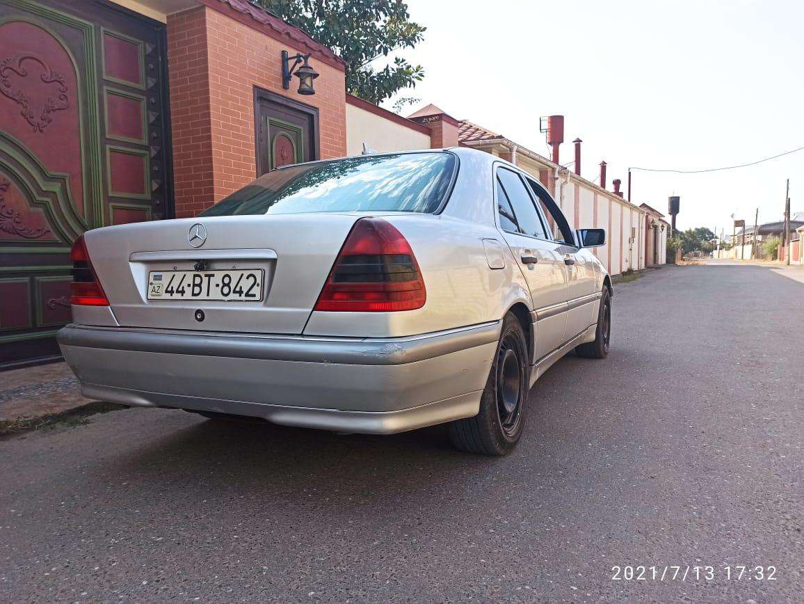 Mercedes C 180, 1997 il, 1.8 L, 391 000 km