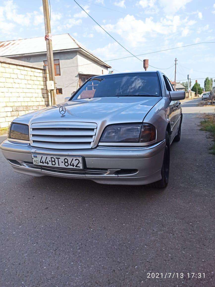 Mercedes C 180, 1997 il, 1.8 L, 391 000 km