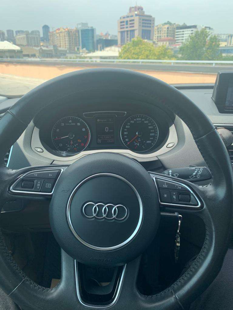 Audi Q3, 2016 il, 2.0 L, 33 000 km