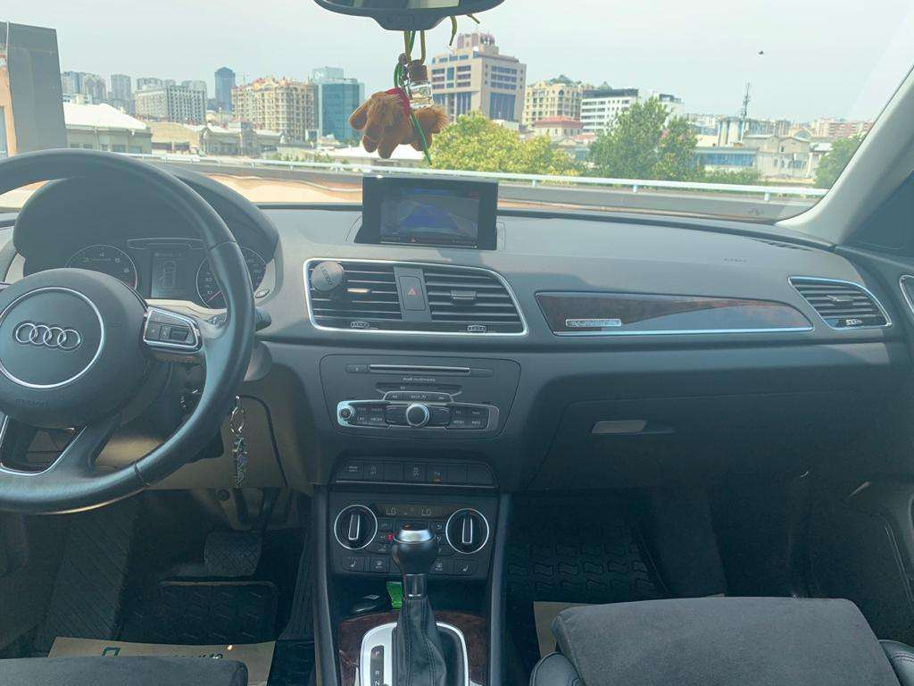 Audi Q3, 2016 il, 2.0 L, 33 000 km