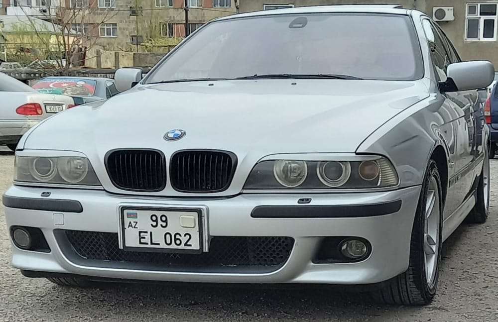 BMW 528, 2000 il, 2.8 L, 251 000 km