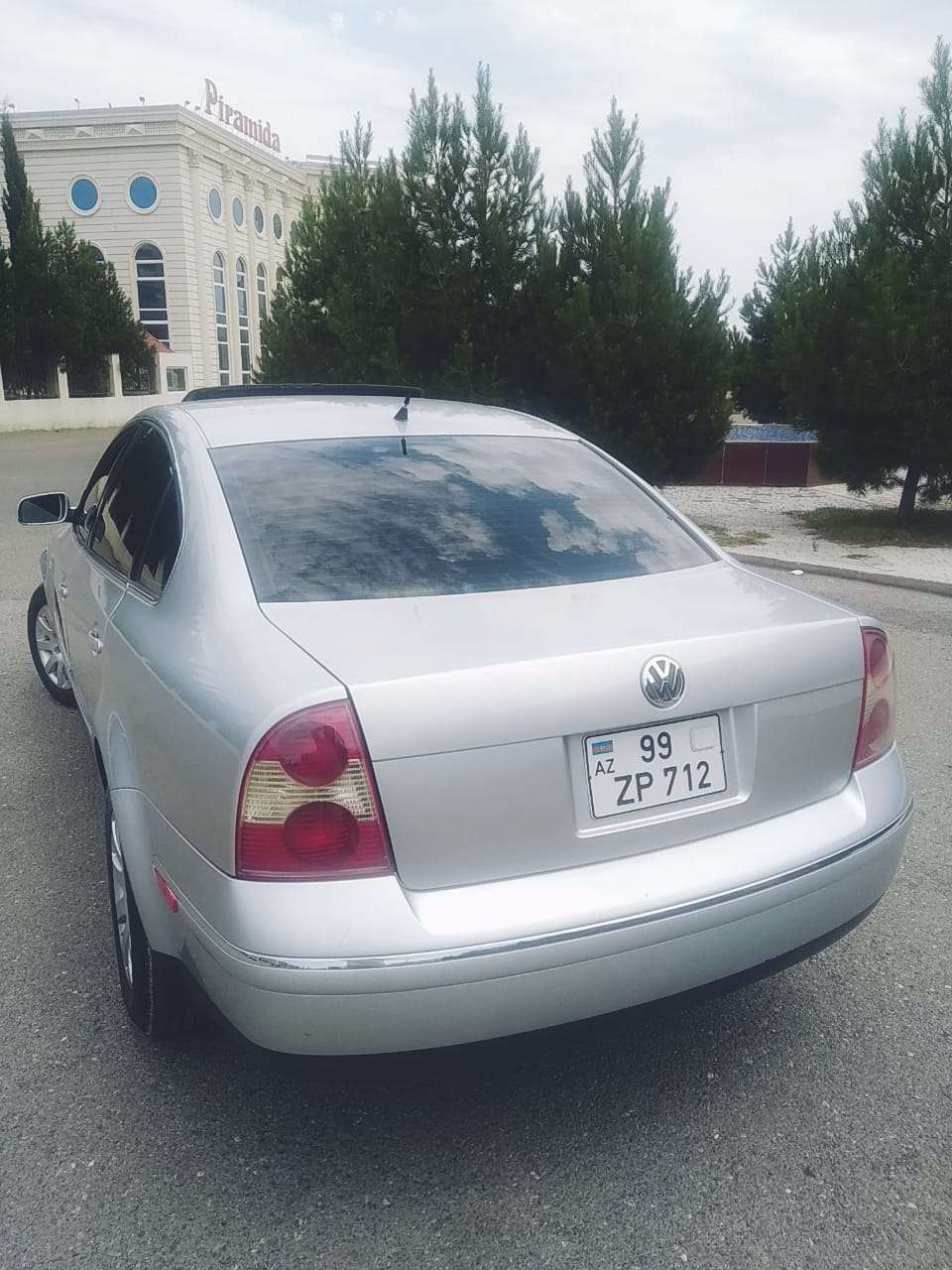 Volkswagen Passat, 2003 il, 1.8 L, 279 000 km