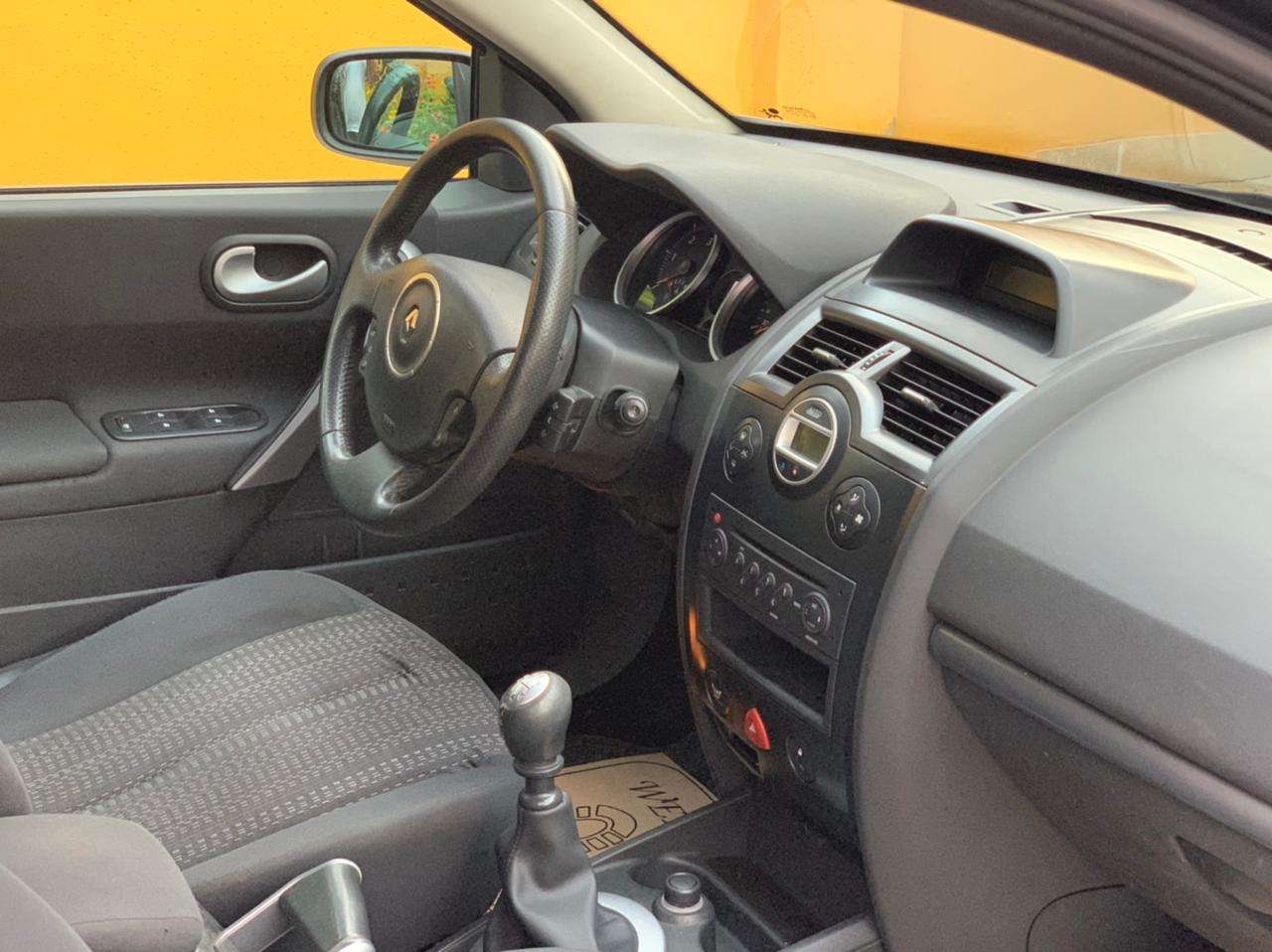 Renault Megane, 2008 il, 1.5 L, 221 000 km