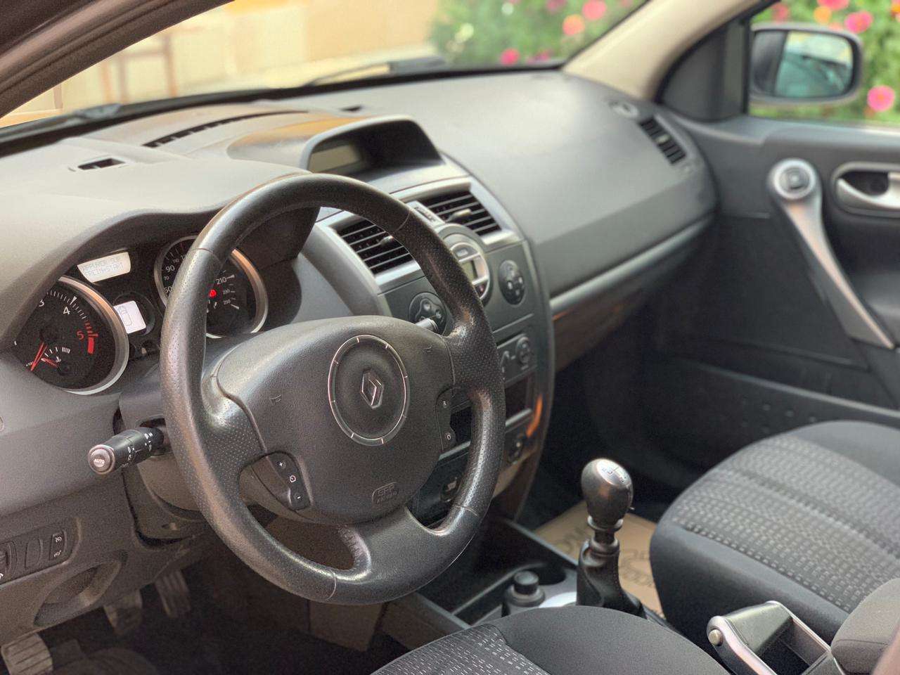 Renault Megane, 2008 il, 1.5 L, 221 000 km